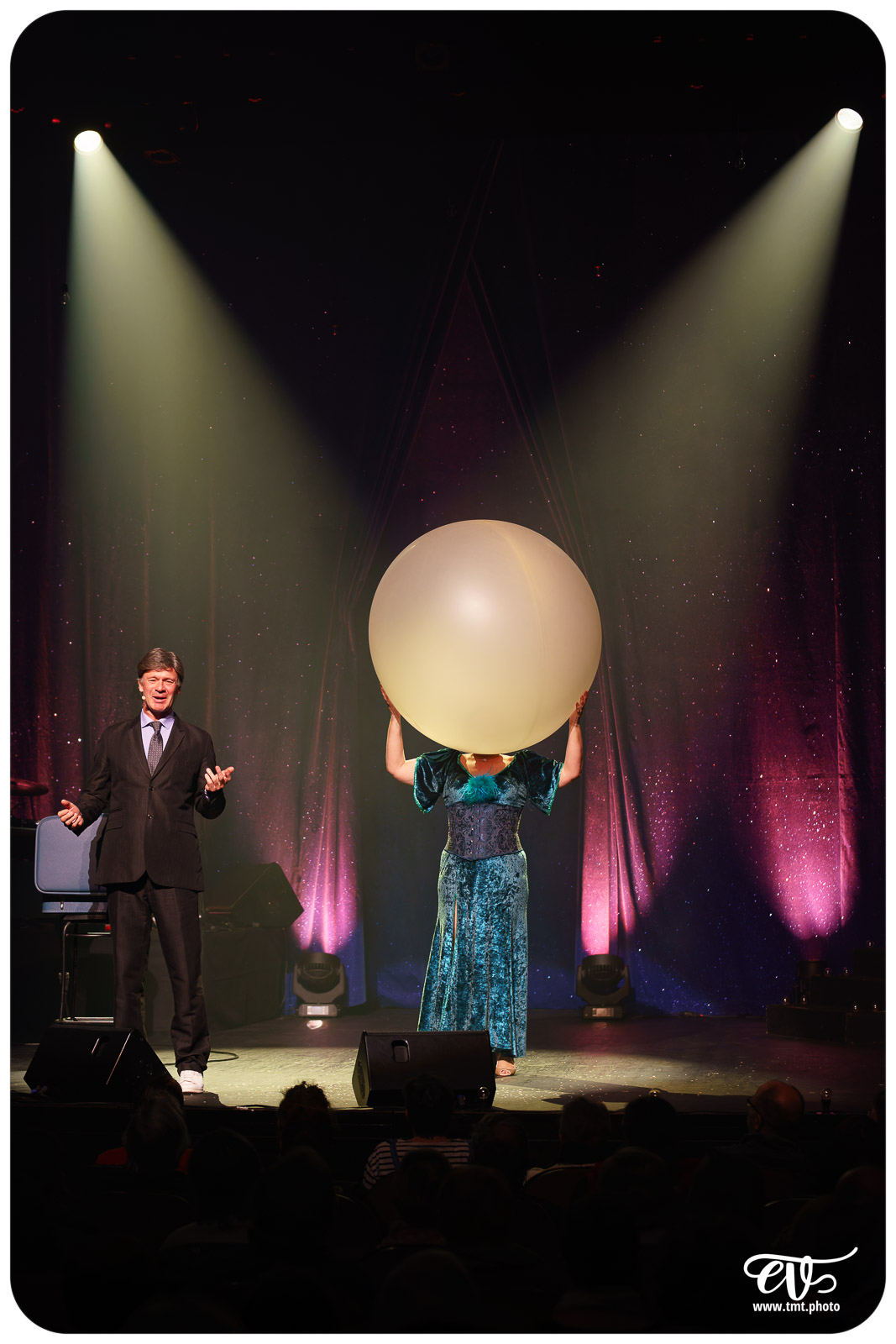 PLEIN FEU (CIE AVRIL EN SEPTEMBRE)